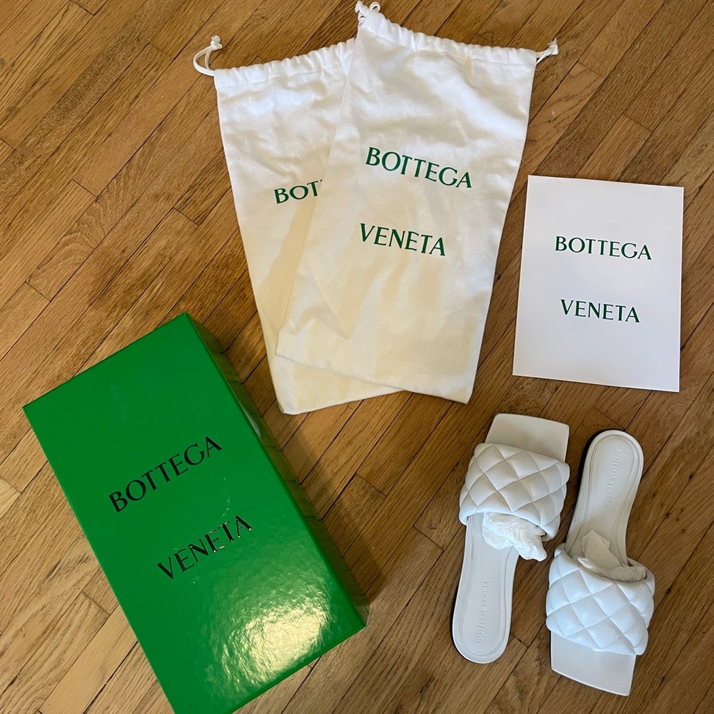 Bottega Veneta White Quilted Slides
